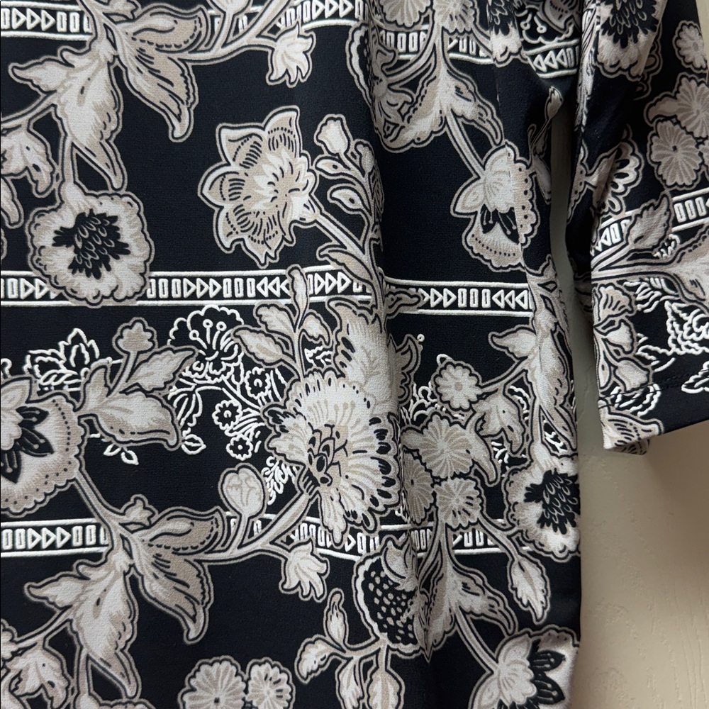 Like new ruby rd blouse - Picture 3 of 3